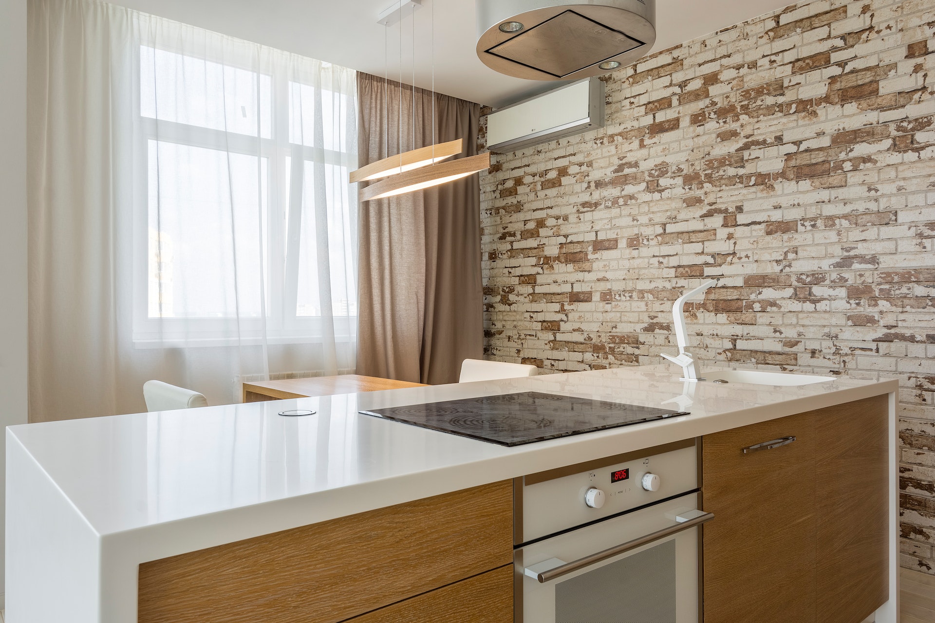 How to Choose the Right Countertop Style to Fit Your Kitchen Design Vision