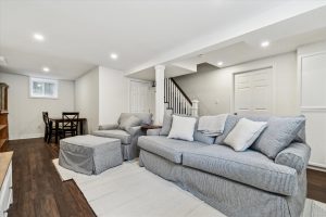 01-34 Rosedale Rd_01